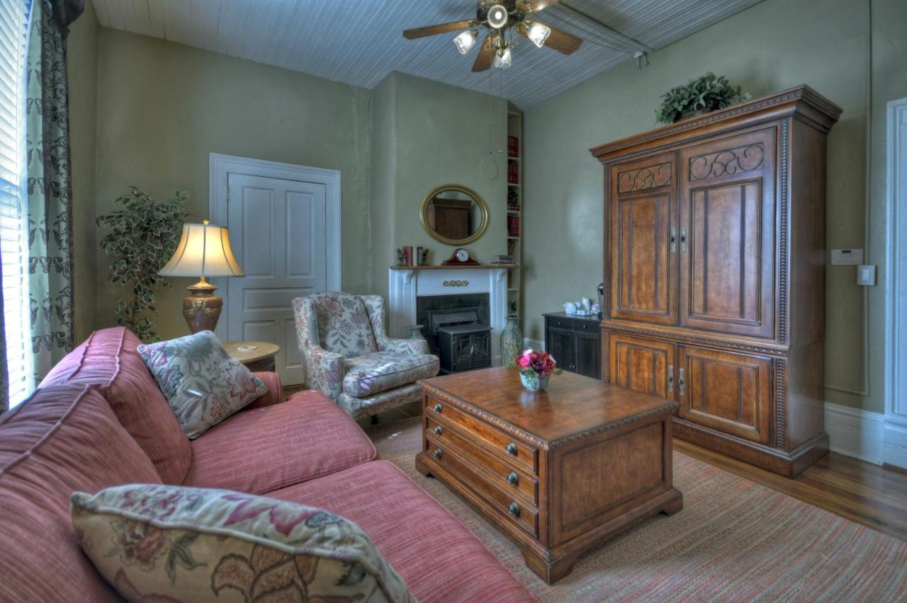 Blue Ridge Inn Bed And Breakfast エクステリア 写真